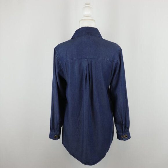 Soft Surroundings Women's Women's XS Blue Chambray Long Sleeve Button Up Shirt - Picture 3 of 7